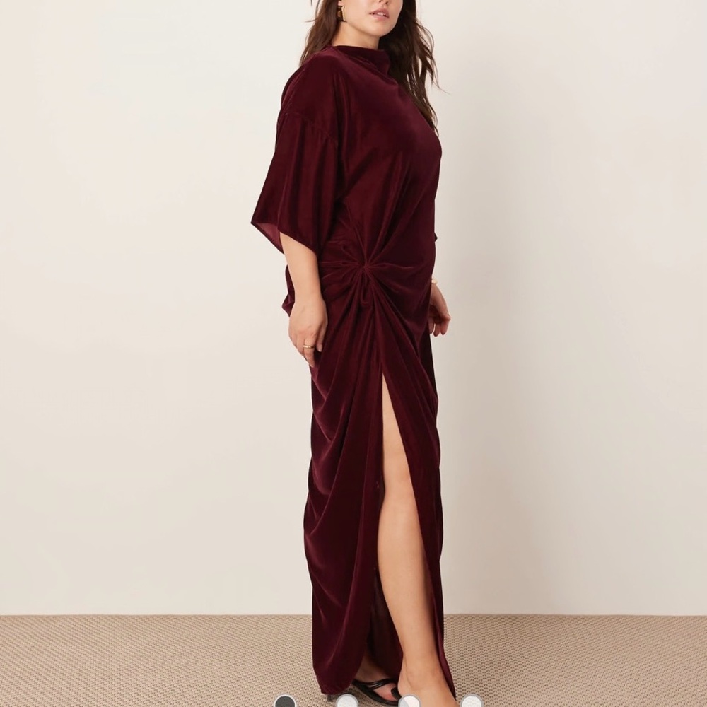 NWT ASOS EDITION Curve velvet twist waist t-shirt maxi dress burgundy/maroon, 16
